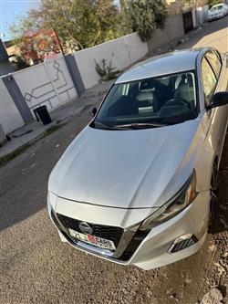 نيسان ألتيما